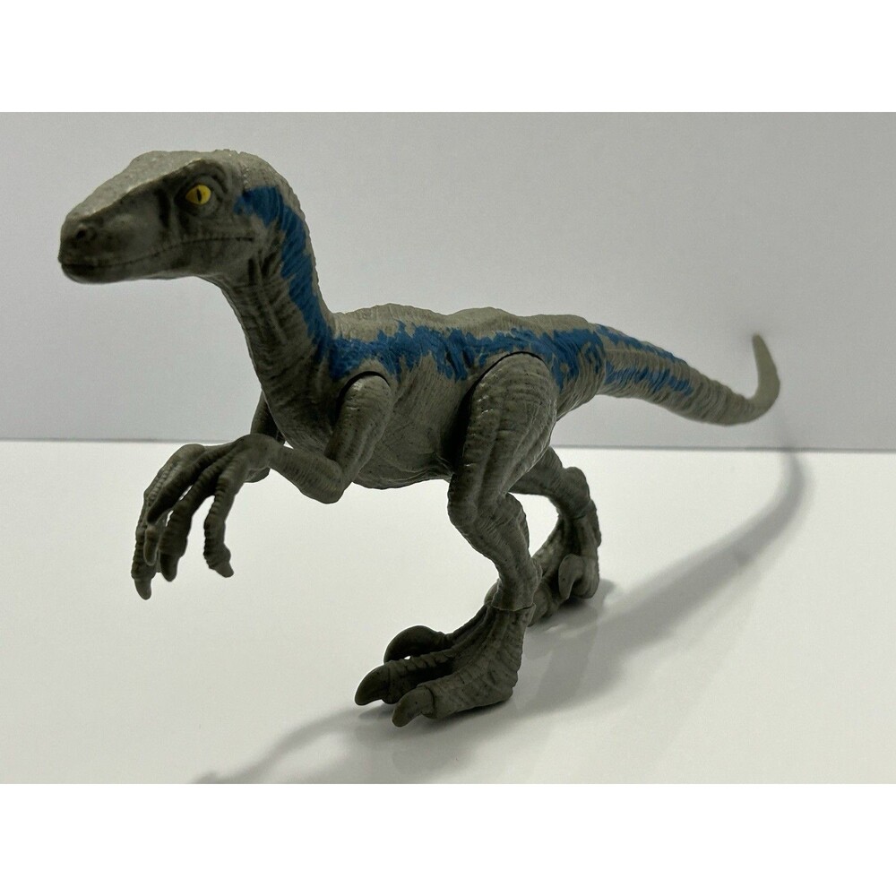 Jurassic World Fallen Kingdom Attack Pack Velociraptor "Blue" Action Figure